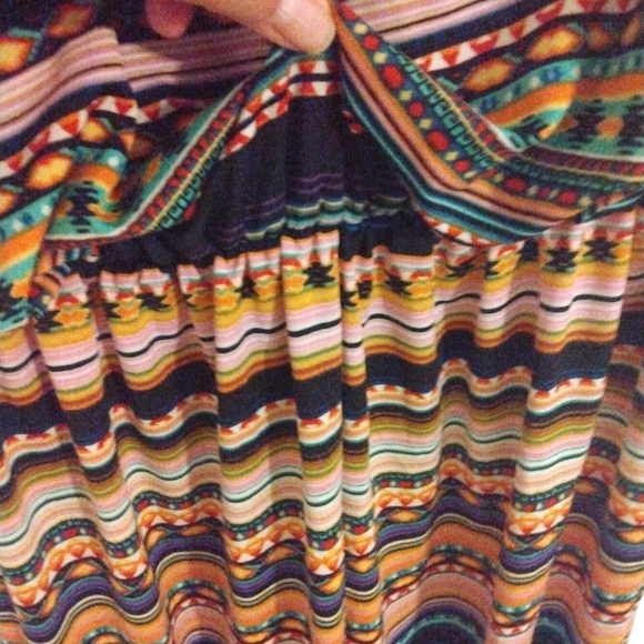 Expresso Aztec Pattern Multicolored Tank Elastic Gathered Waist Capri Romper XL - Picture 7 of 8